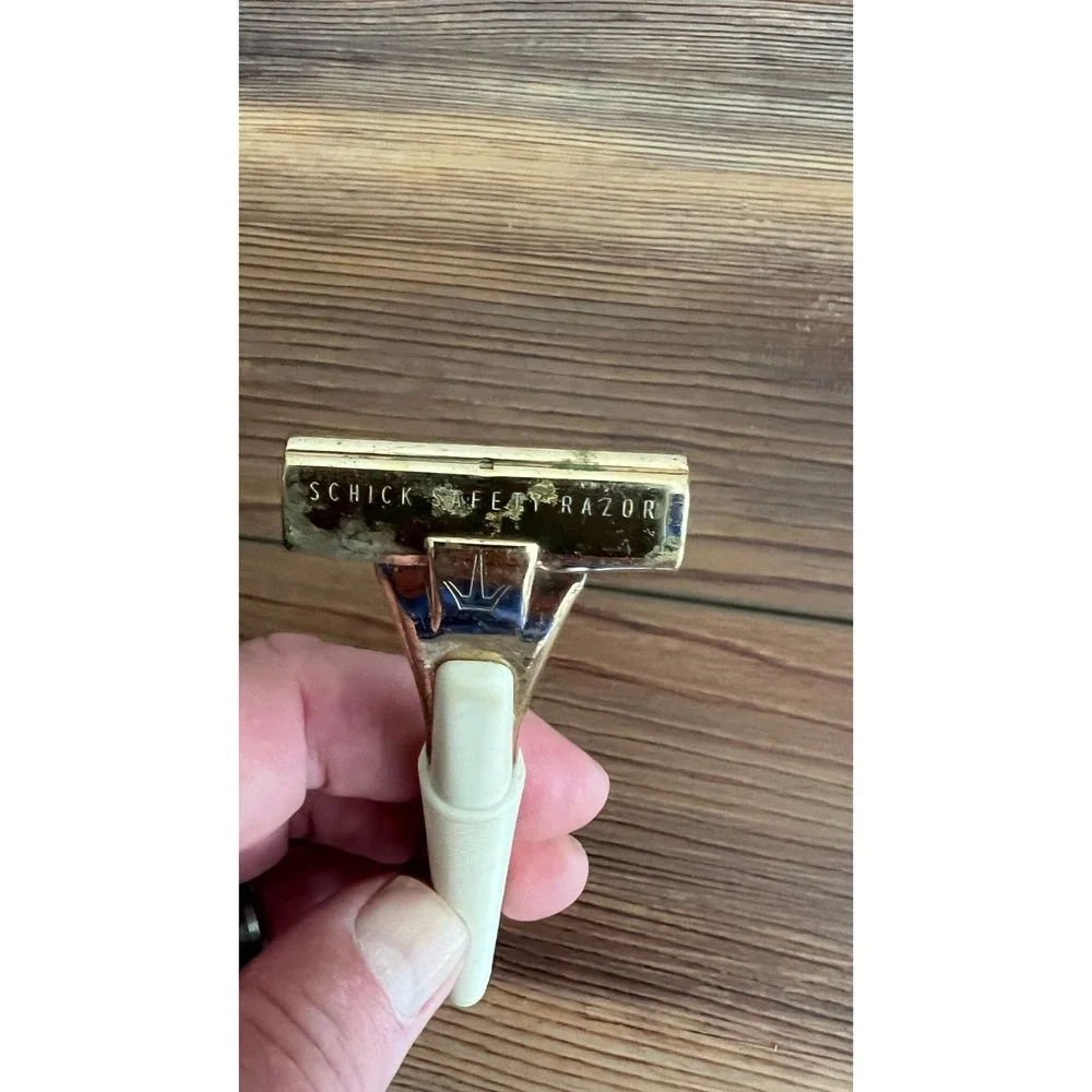 Vintage Schick Eversharp Injector Razor Type J Crown Cream Gold Made in USA